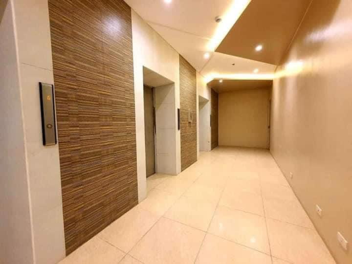 Luxanos Condo Place- Sunvida Tower Cebu Extérieur photo