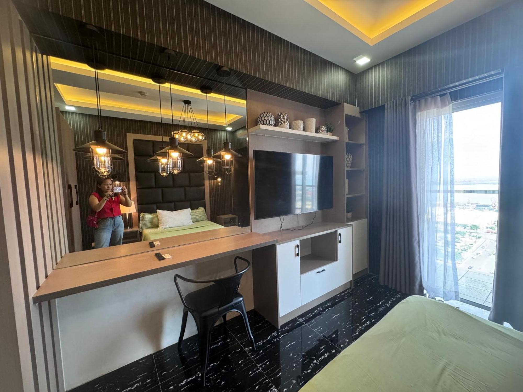 Luxanos Condo Place- Sunvida Tower Cebu Extérieur photo